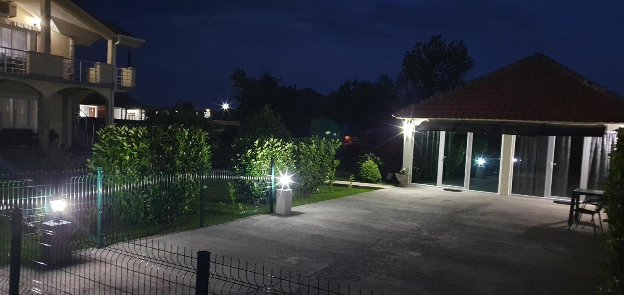 Cozzy Apartment Near The Aiport Podgorica Mitrovici  Luaran gambar