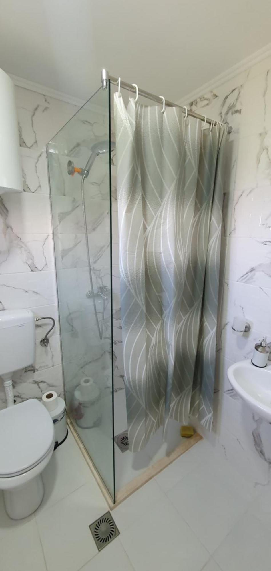 Cozzy Apartment Near The Aiport Podgorica Mitrovici  Luaran gambar